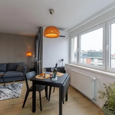 Elegant Tour As Studio Gilly With Open Views And A Balcony In The Center Ljubljana Exterior photo